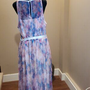 Multicolour maxi dress with net overlay and sweetheart neckline